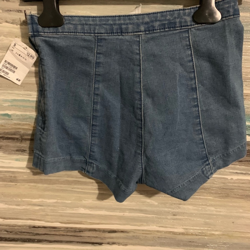 H&M denim short shorts